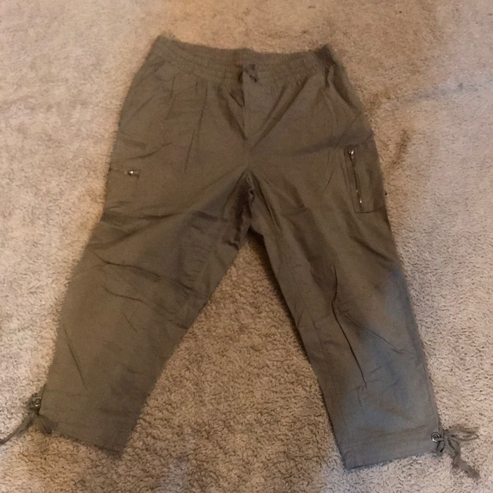 Women’s capris